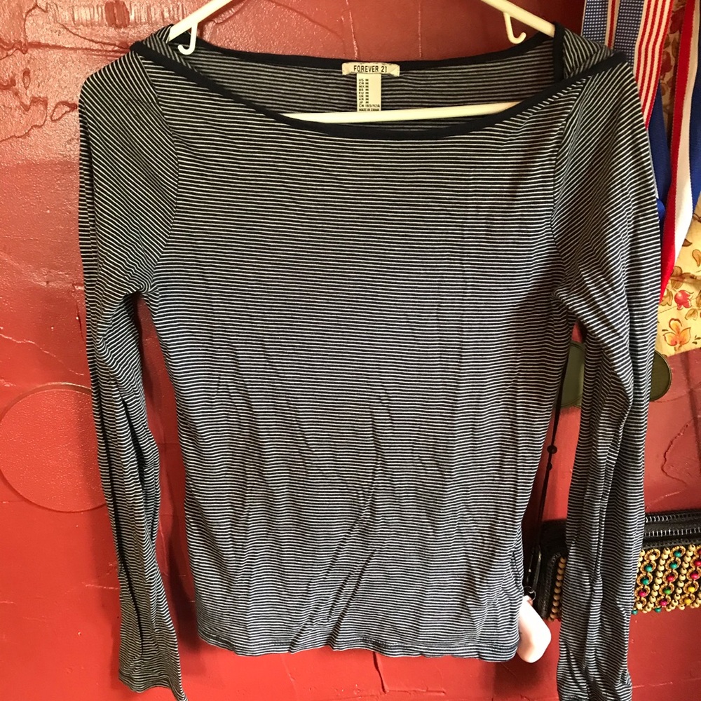 Forever 21 long sleeve shirt